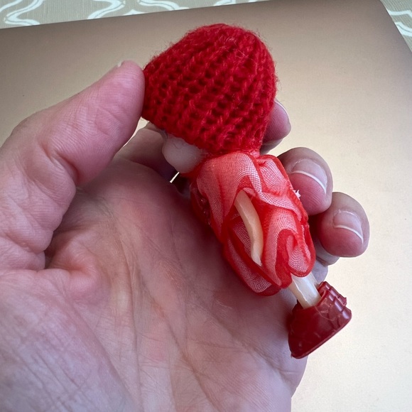 Elf red mini baby doll red dress shelf gem toy - Picture 3 of 6